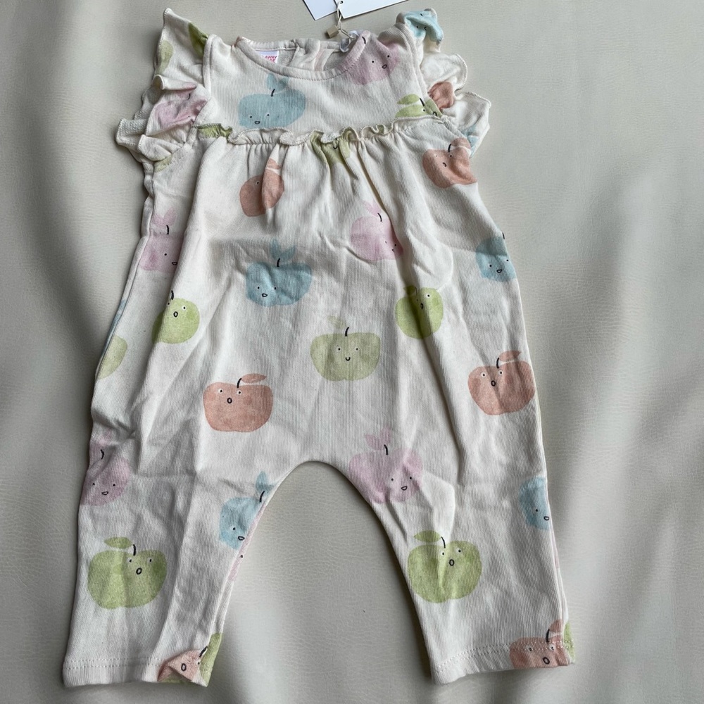 Zara baby ruffle trim jumpsuit 3-6 month